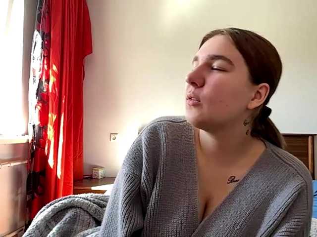 ToyaDerringer's BongaCams show and profile