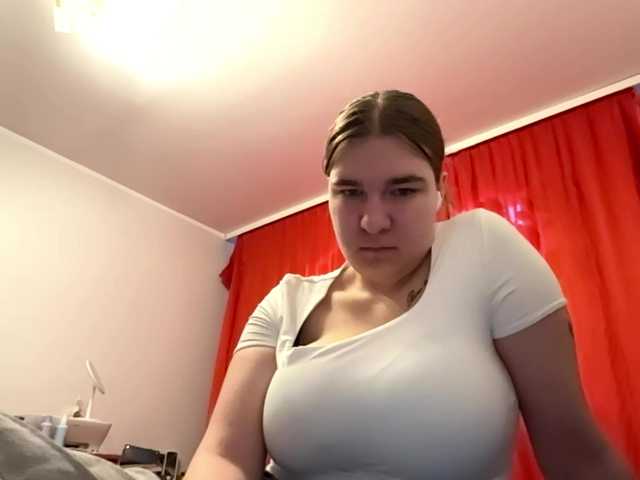 ToyaDerringer's BongaCams show and profile
