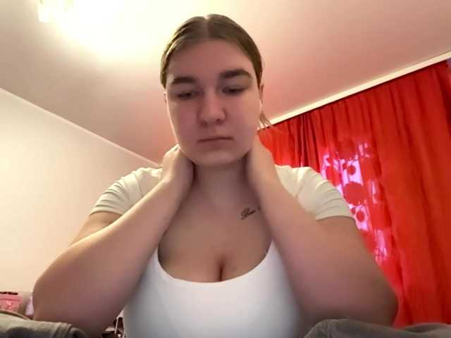 ToyaDerringer's BongaCams show and profile