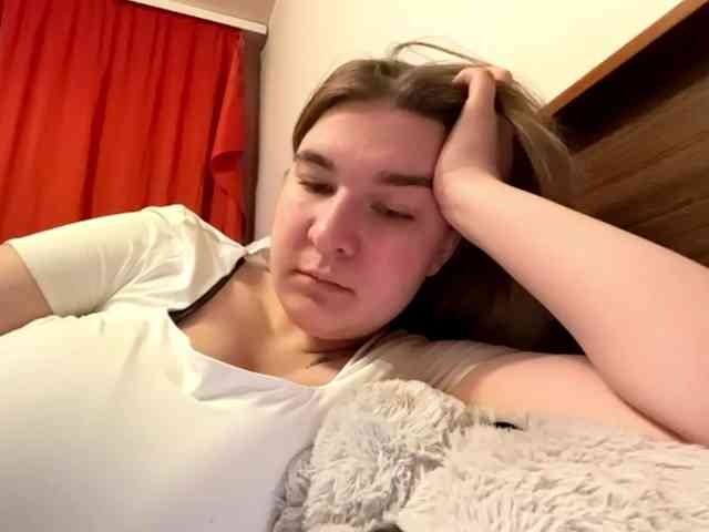 ToyaDerringer webcam