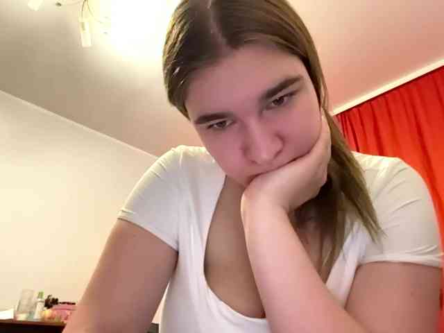 ToyaDerringer webcam