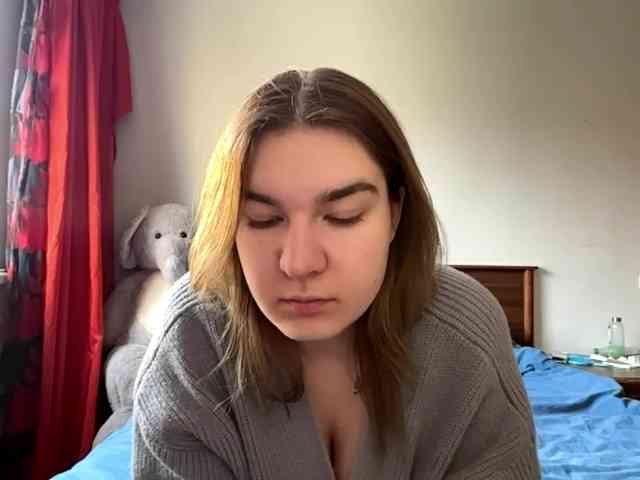 ToyaDerringer webcam