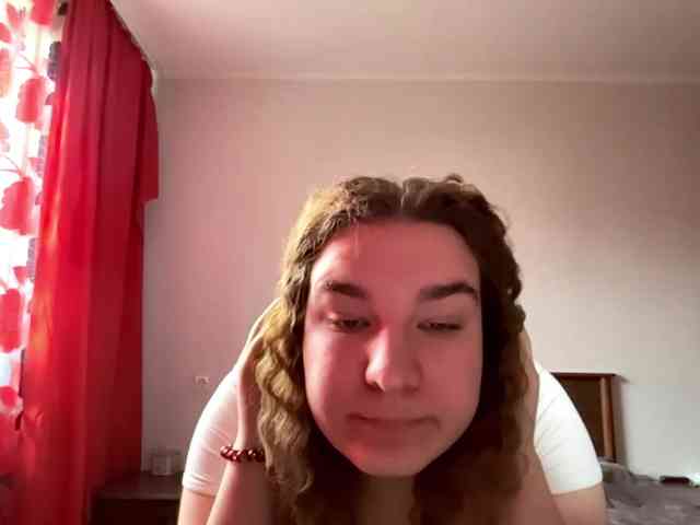 ToyaDerringer webcam