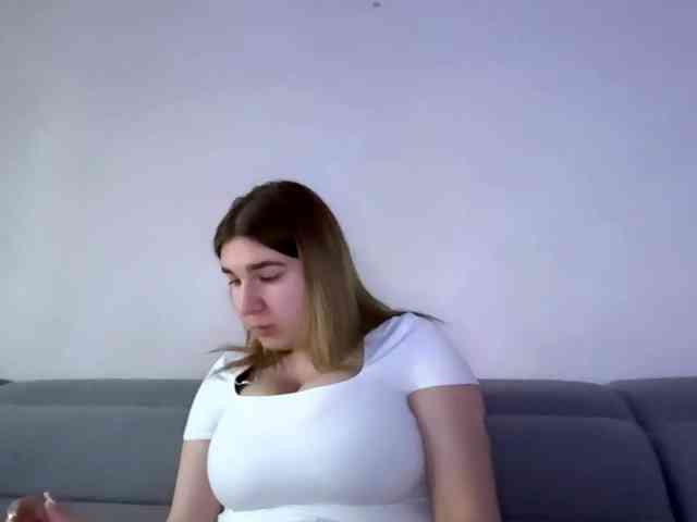 ToyaDerringer webcam