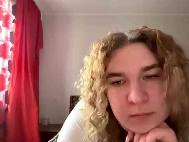 ToyaDerringer webcam