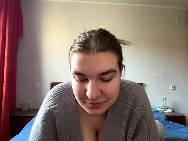 ToyaDerringer webcam