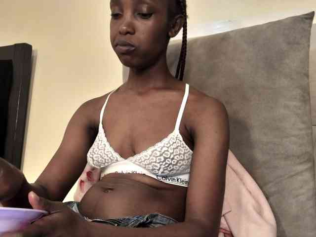 Sexykikie webcam