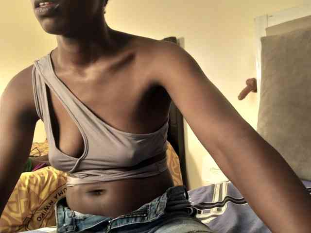 Sexykikie webcam