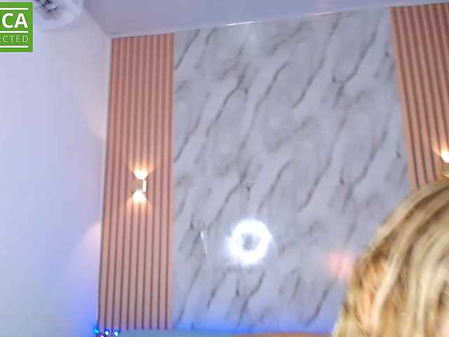 caisebigtits's BongaCams show and profile