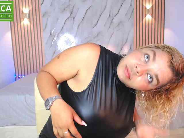 caisebigtits caisebigtits