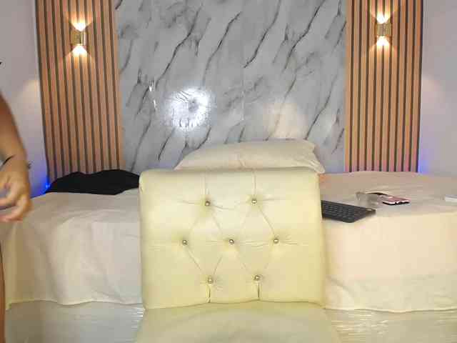 caisebigtits's live room