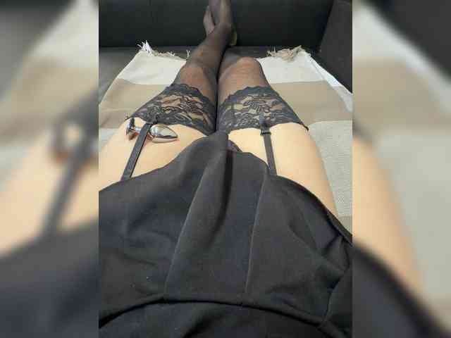 Linatrans Live Webcam on BongaCams