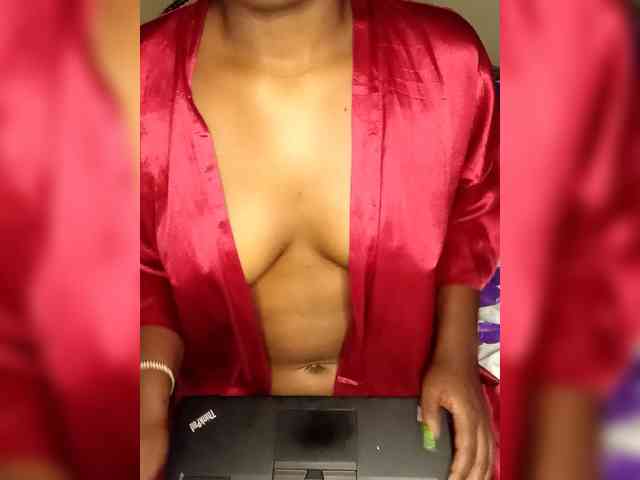 Mummy-11 webcam