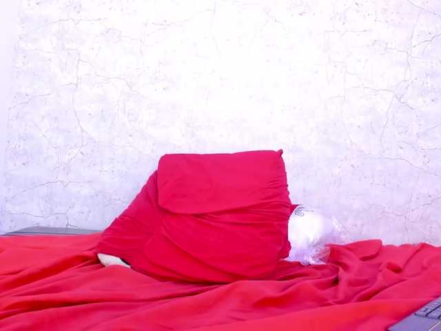 AlissonKim's BongaCams show and profile