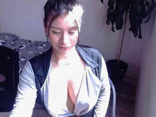 Maye-dan Sex Cam Show