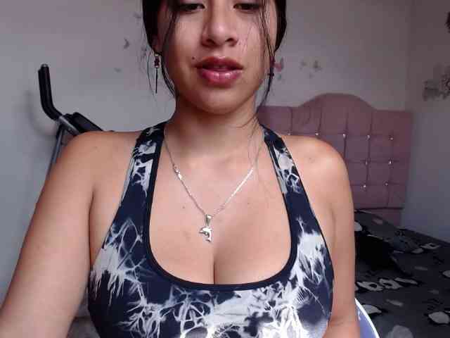 Maye-dan Live Webcam on BongaCams