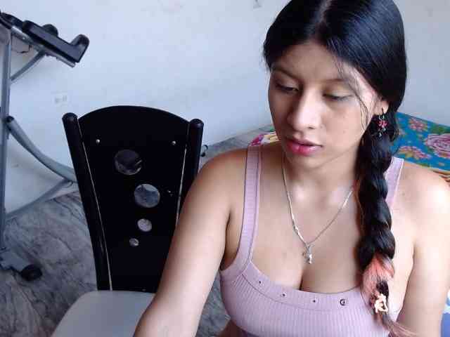 Modelo: Maye-dan