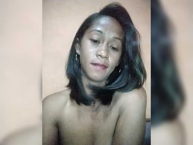 Mirah2026 live cam on BongaCams
