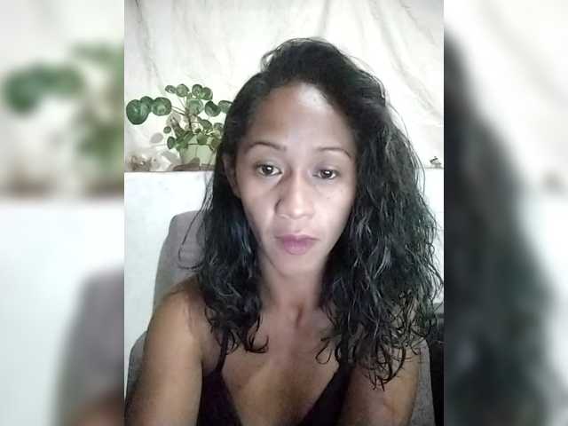 Mirah2026 live cam on BongaCams