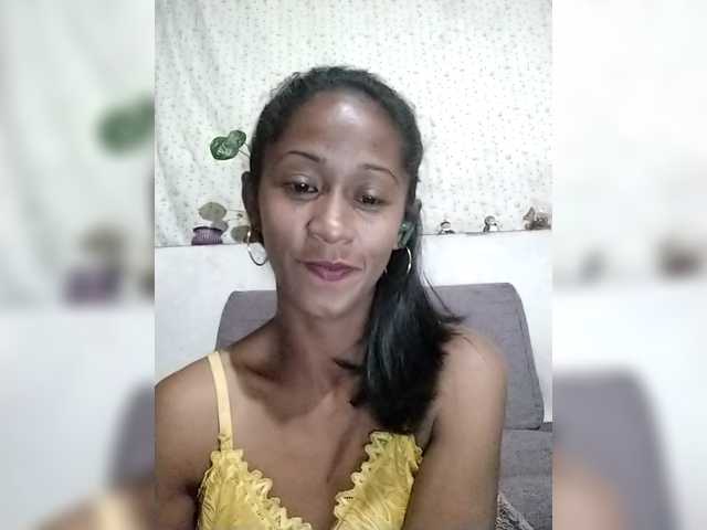 Mirah261 live cam preview
