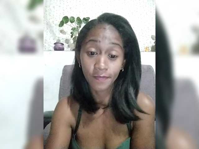 Mirah2026 live cam on BongaCams