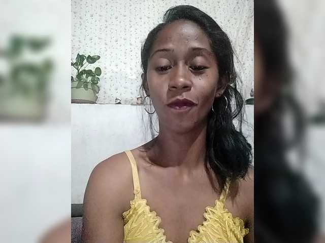 Mirah2026 live cam on BongaCams