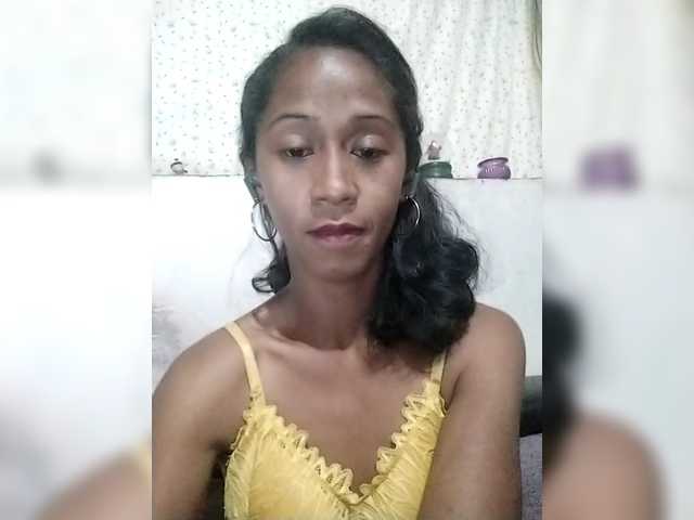 Mirah261 live cam