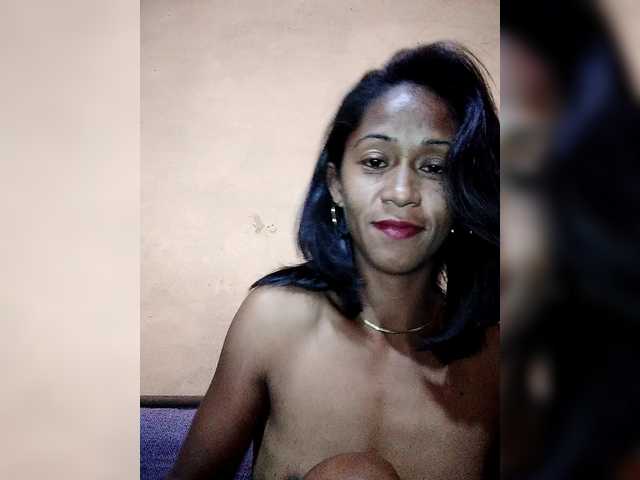 Mirah2026 live cam on BongaCams