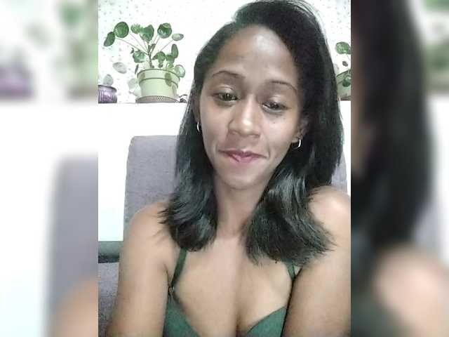 Mirah2026 live cam on BongaCams