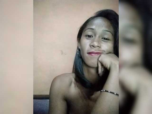 Mirah2026 live cam on BongaCams