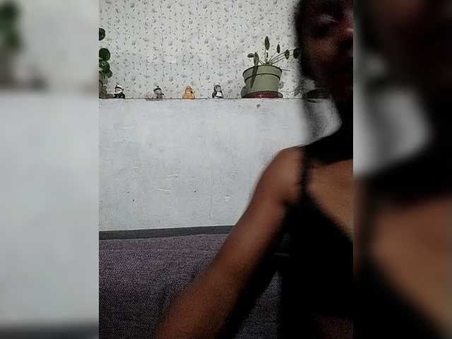 Mirah2026 live cam on BongaCams
