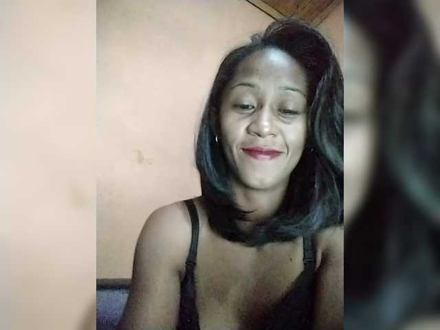 Mirah2026 live cam on BongaCams