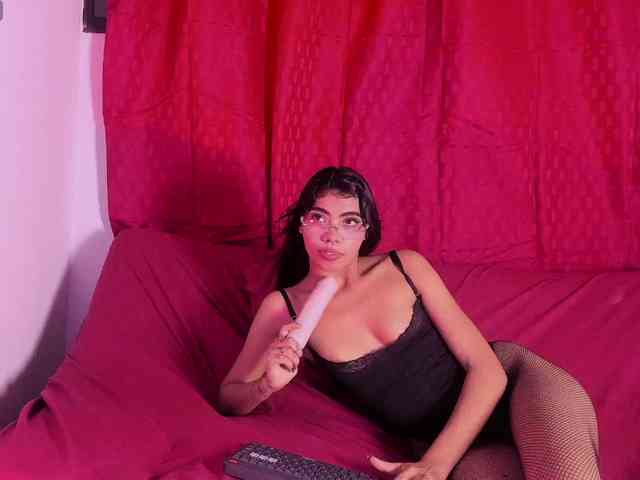 Monica-04