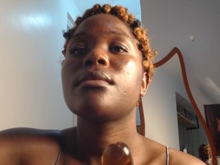 Too-hot's Live Webcam