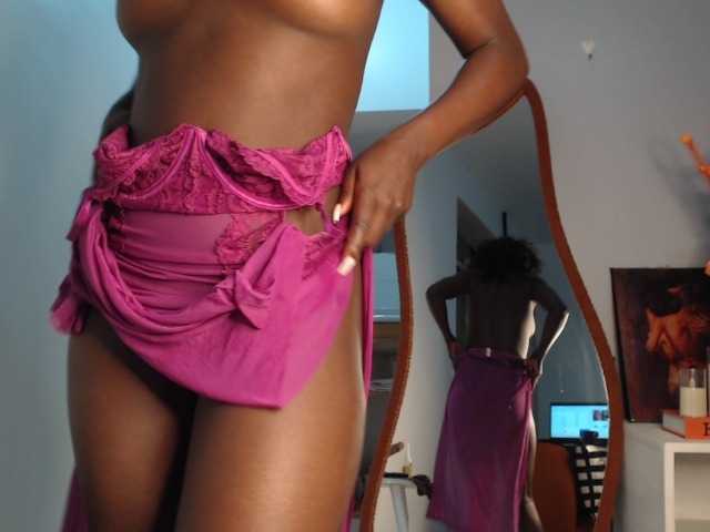 Too-hot live cam on BongaCams