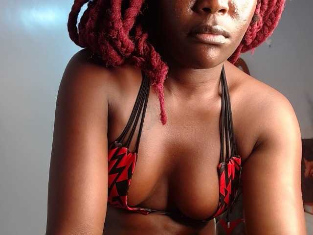 Too-hot live cam on BongaCams