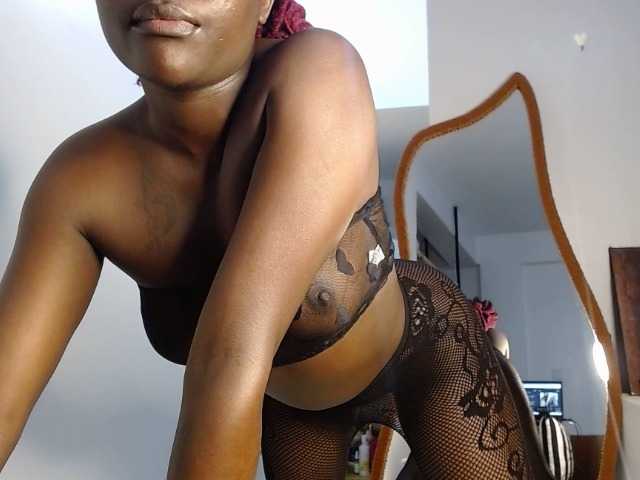 Too-hot live cam on BongaCams