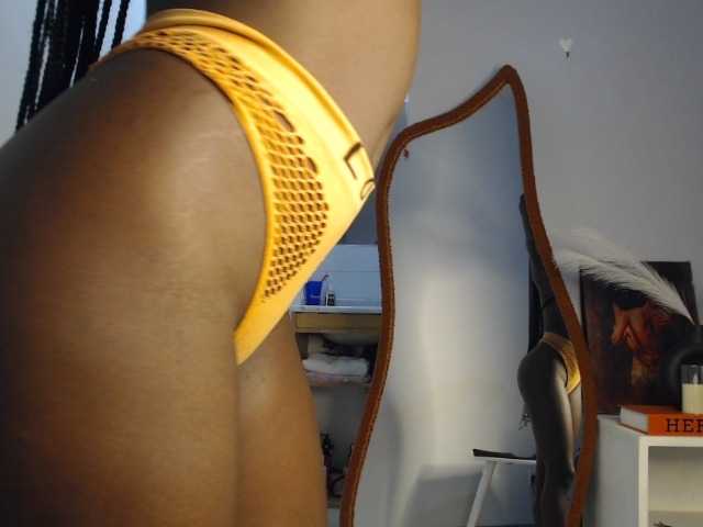 Too-hot live cam preview