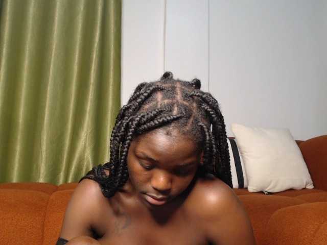 Too-hot live cam on BongaCams