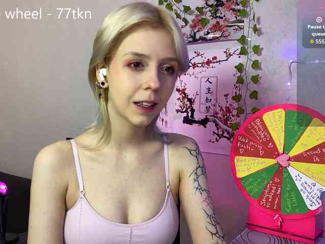 LunaBlessa webcam