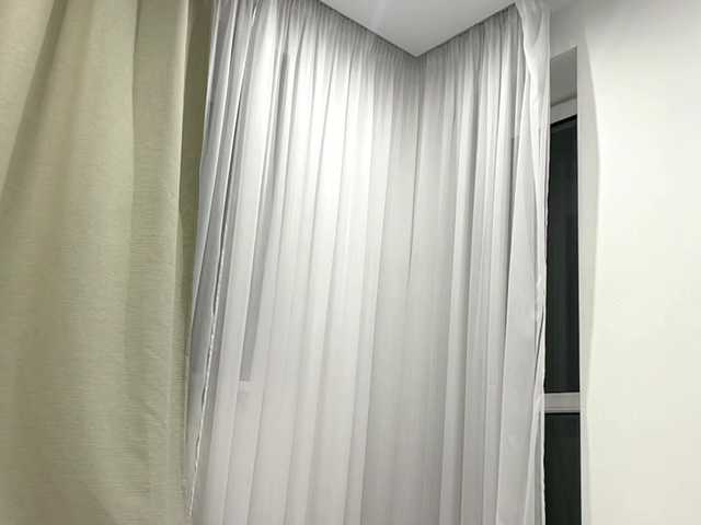 FloVelardes's BongaCams show and profile