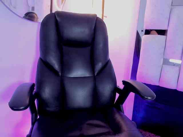 Mia-Nyxie webcam