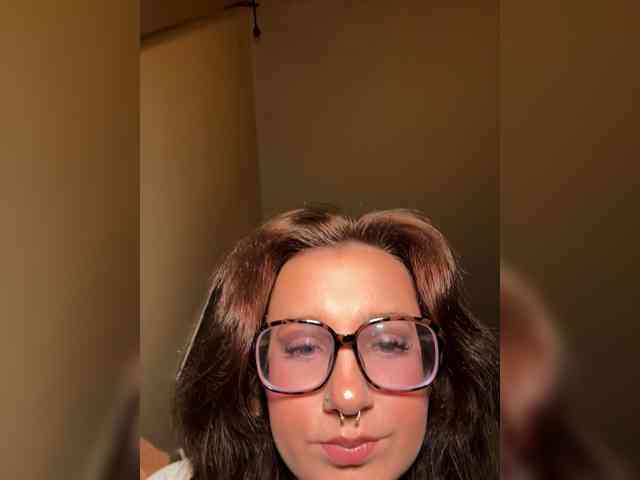 Ariassweet webcam