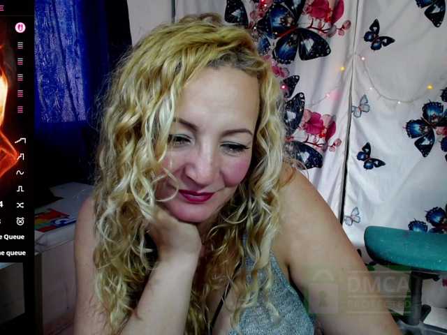 ally-sweety20 live webcam show