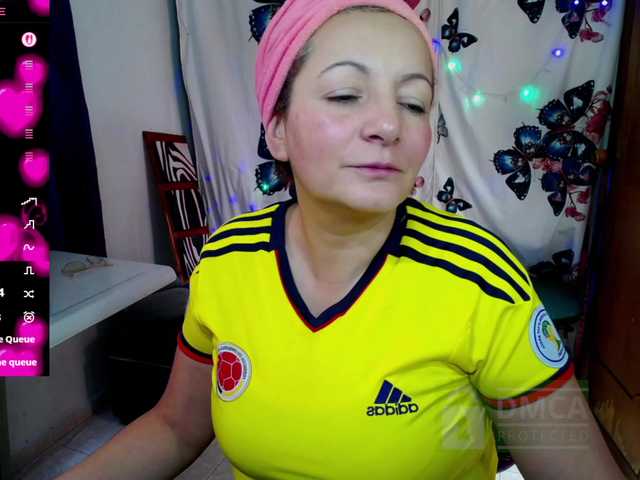 ally-sweety20 live cam on BongaCams