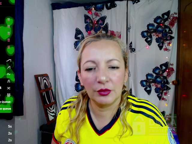 ally-sweety20 live cam on BongaCams