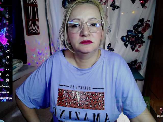 ally-sweety20 live cam on BongaCams