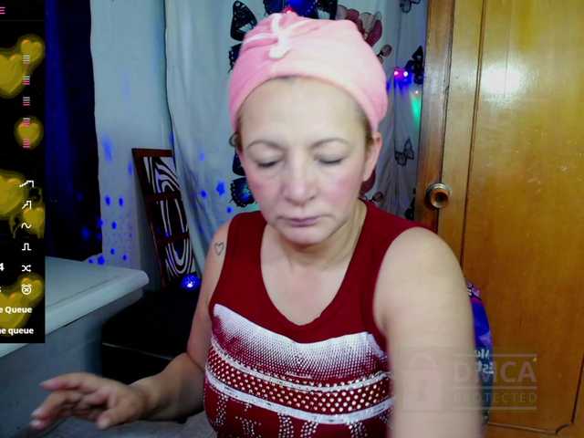 ally-sweety20 live cam on BongaCams