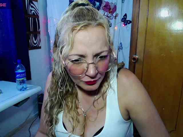 ally-sweety20 webcam