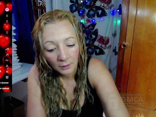ally-sweety20 Live Webcam on BongaCams